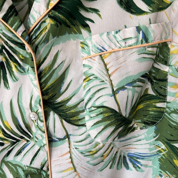 TABITHA WEBB INTIMATES | Anthropologie Tropical Leaf Print Women's Satin PJ Set - Picture 3 of 15